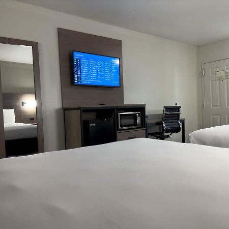 Americas Best Value Inn Остин Экстерьер фото